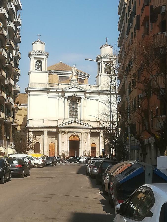 Apartament Roma Metro Furio Camillo Zewnętrze zdjęcie